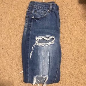 Distressed high waisted skinny jeans